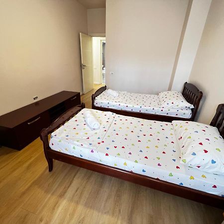 City Centre Apartments Tirana Bagian luar foto