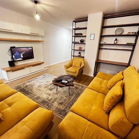 City Centre Apartments Tirana Bagian luar foto
