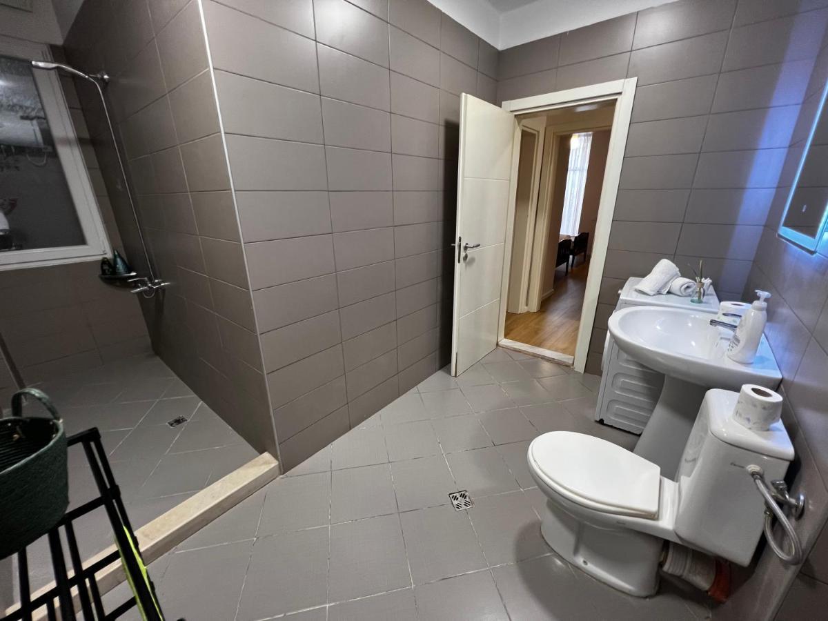 City Centre Apartments Tirana Bagian luar foto