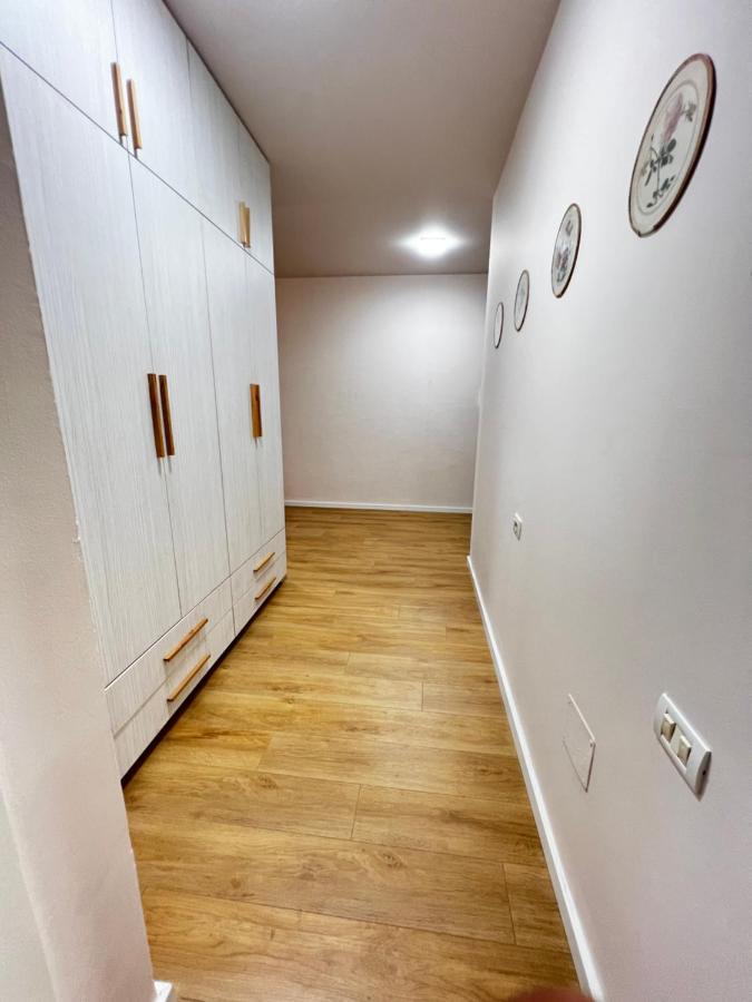 City Centre Apartments Tirana Bagian luar foto